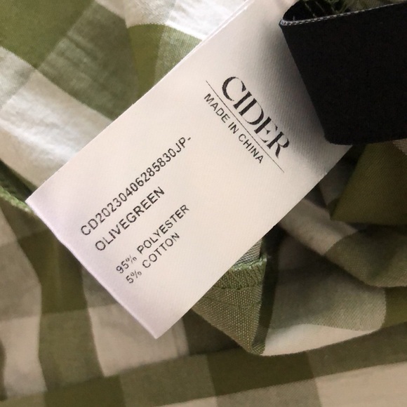 Cider olive green plaid jumpsuit adjustable straps NWT farmhouse country girl - Picture 7 of 7